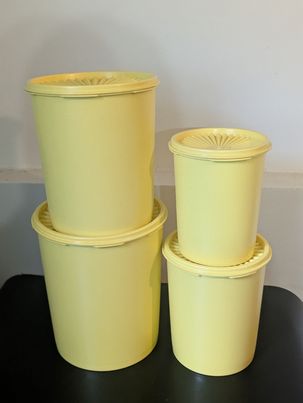 Tupperware Vintage 70's Daffodil Yellow Servalier Nesting Canister Set W/Lids - Picture 11 of 13